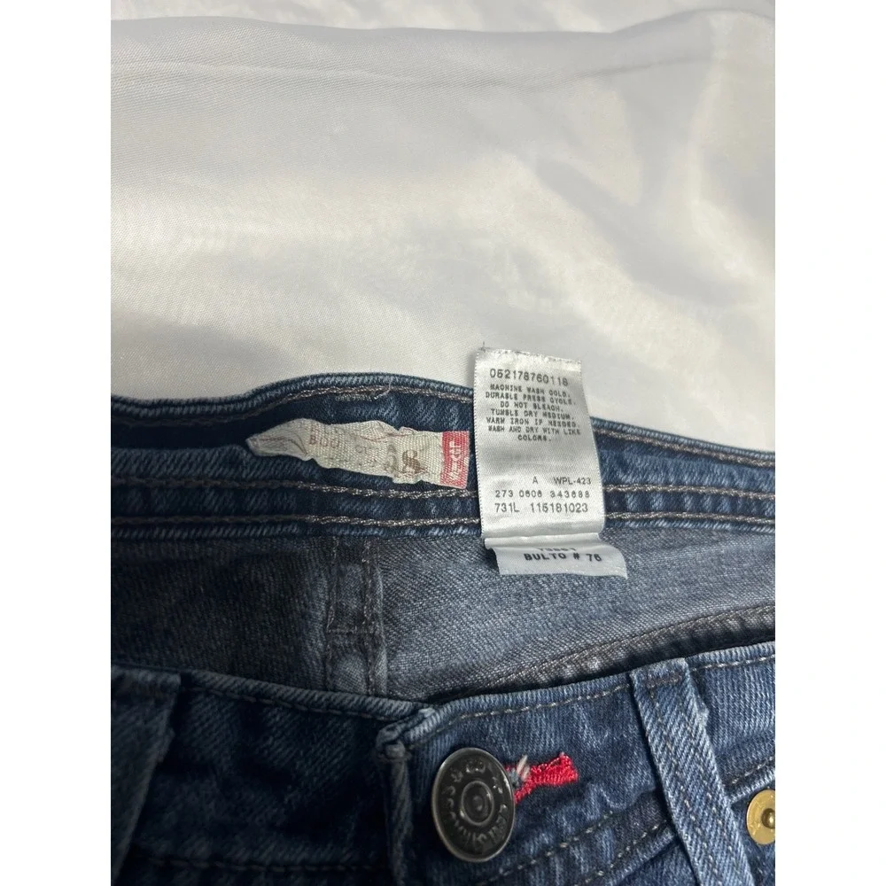 Levi's‎ Bootcut Jeans Women's Dark Wash Denim Low Rise Stretch Casual Size 5